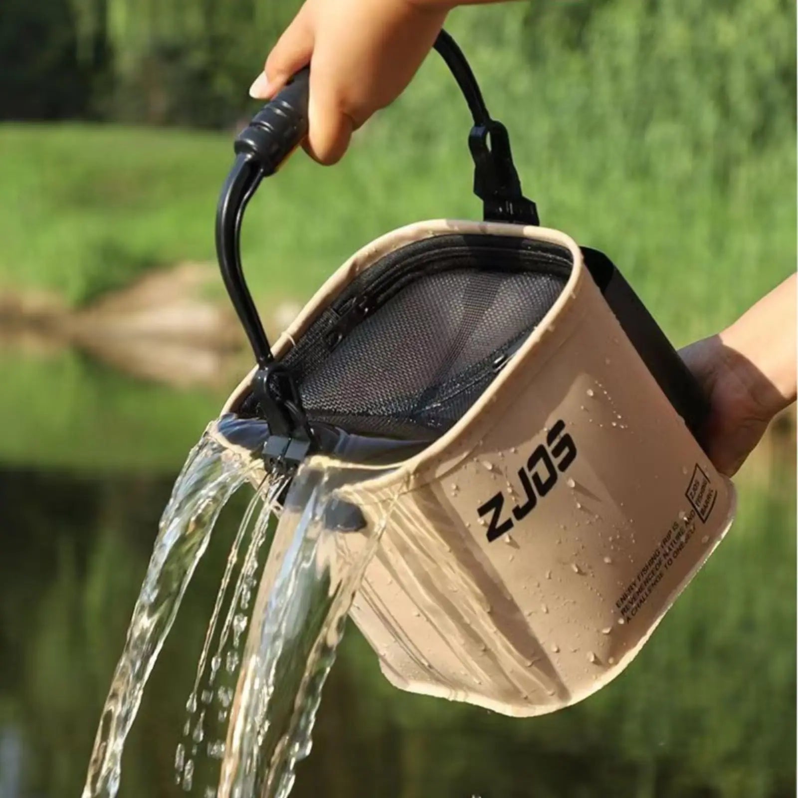 Outdoor Fishing Bucket Foldable Portable Fishing Water Pail with 5M Rope for Wild Fishing Hiking Traveling Camping Bucket 8L/13L